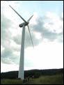 Zastavení pod větrnými elektrárnami na Ostružné
